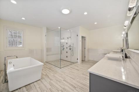 17 Pequot Drive Norwalk CT 06855
