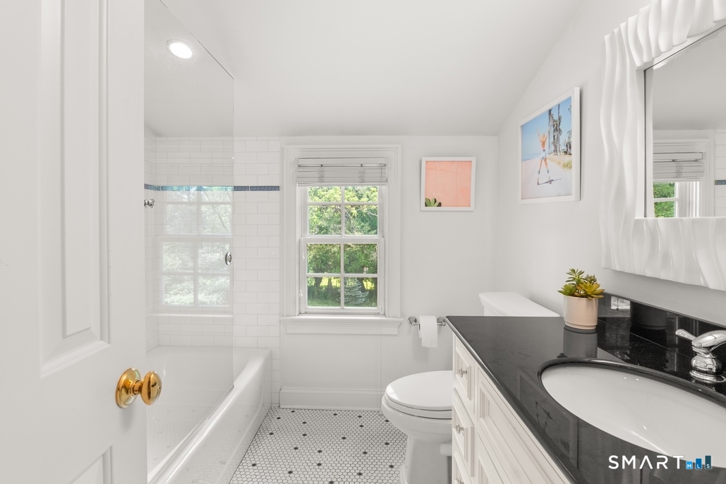 28 East Lane Darien CT 06820