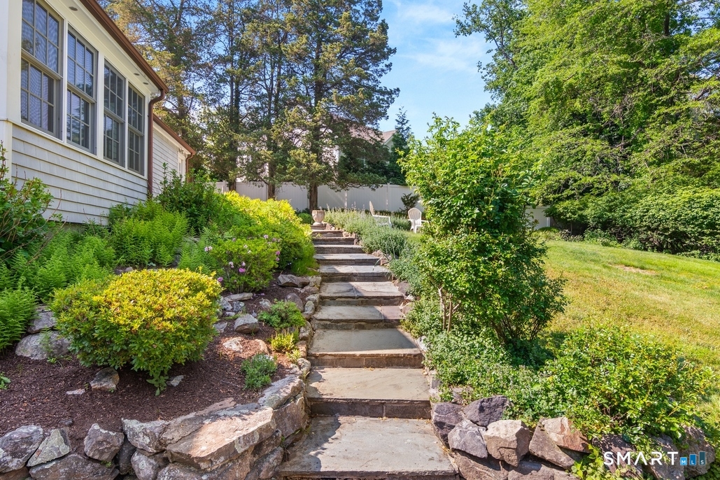 28 East Lane Darien CT 06820
