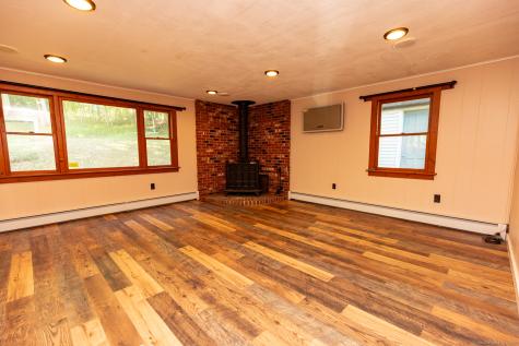 33 Newton Street Norwich CT 06360