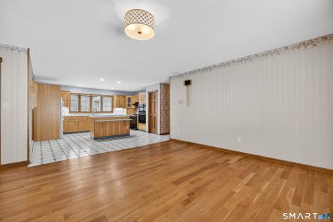 61 Edwards Road Bethany CT 06524