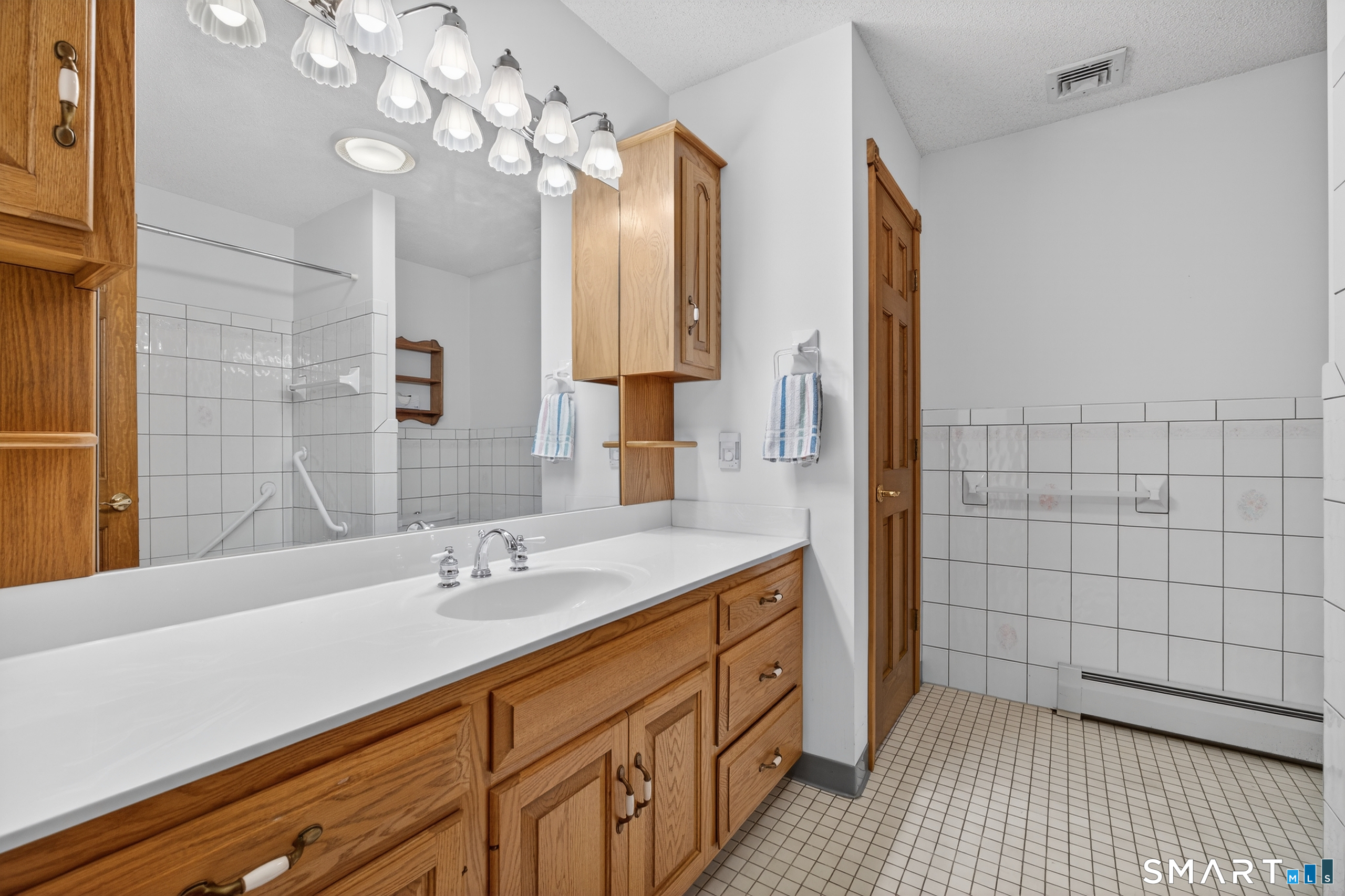 61 Edwards Road Bethany CT 06524