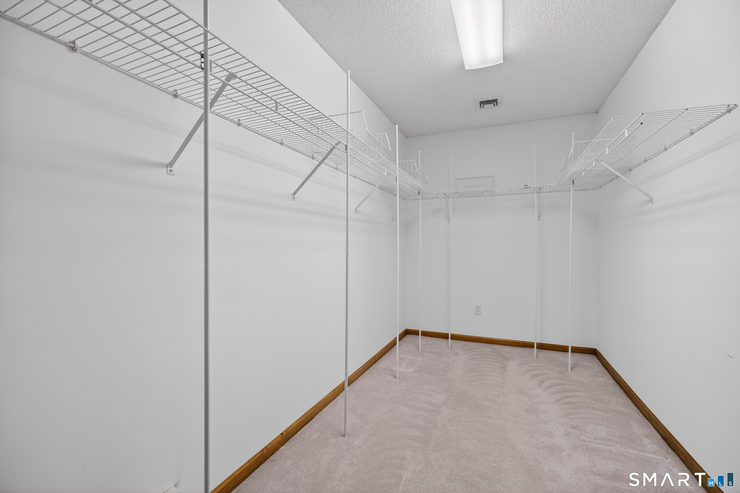 61 Edwards Road Bethany CT 06524