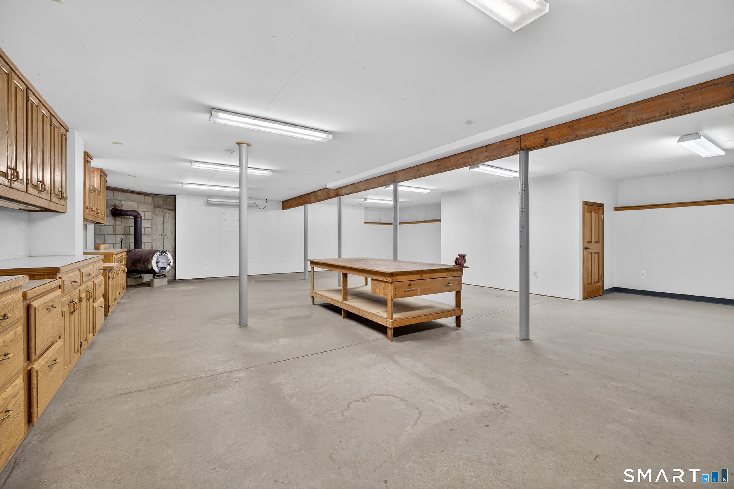 61 Edwards Road Bethany CT 06524