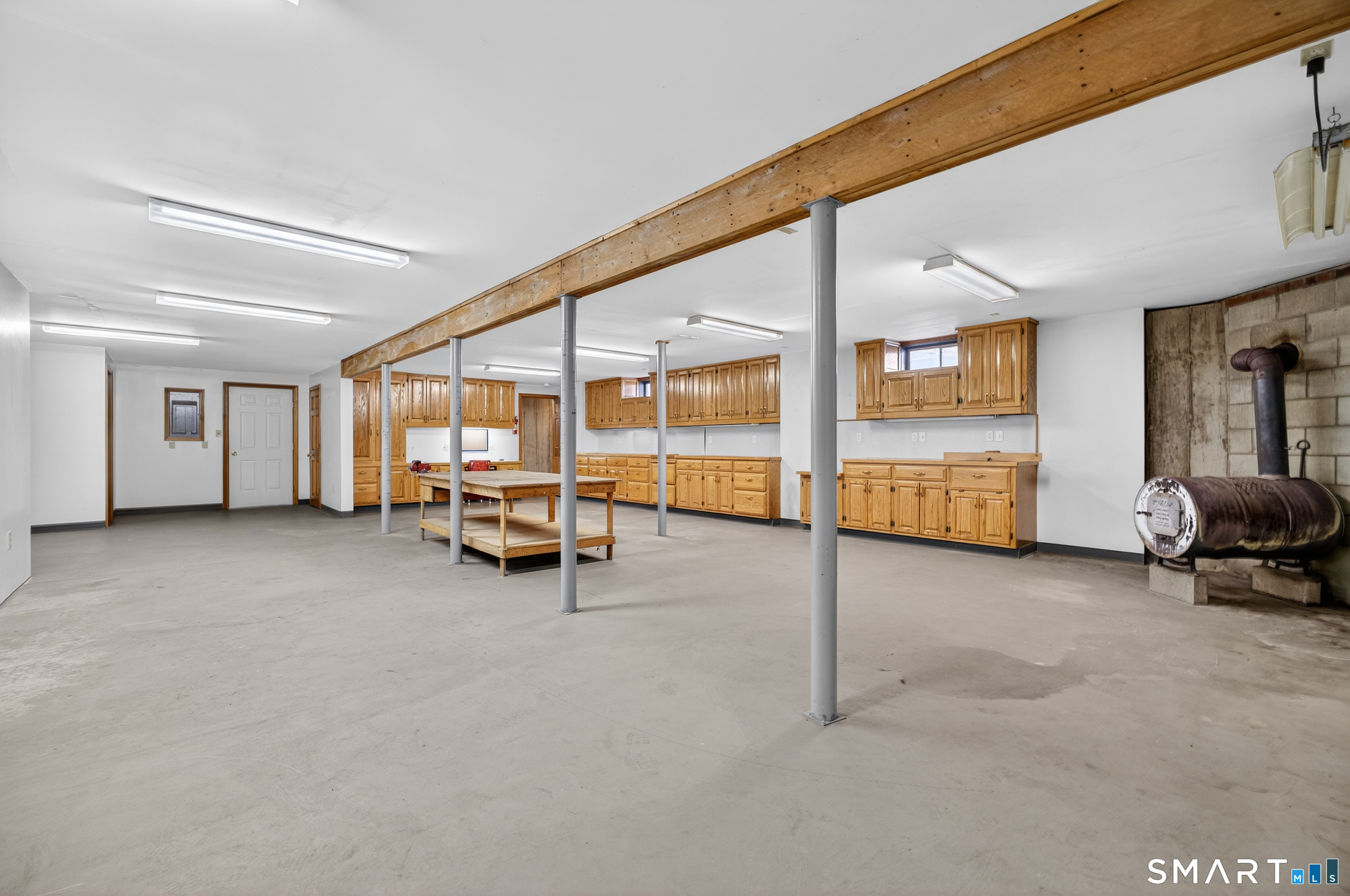 61 Edwards Road Bethany CT 06524