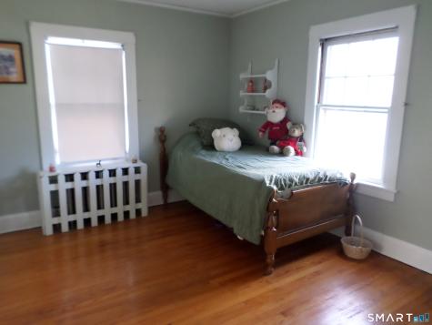241 Henry Street Manchester CT 06042