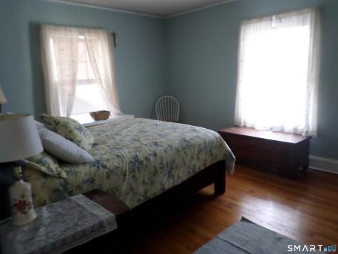 241 Henry Street Manchester CT 06042