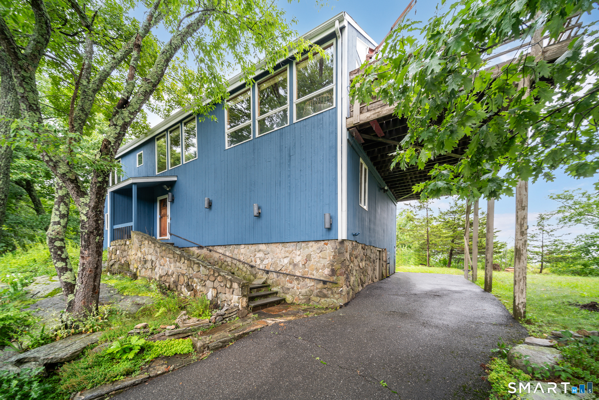 33 Skyline Drive Sherman CT 06784