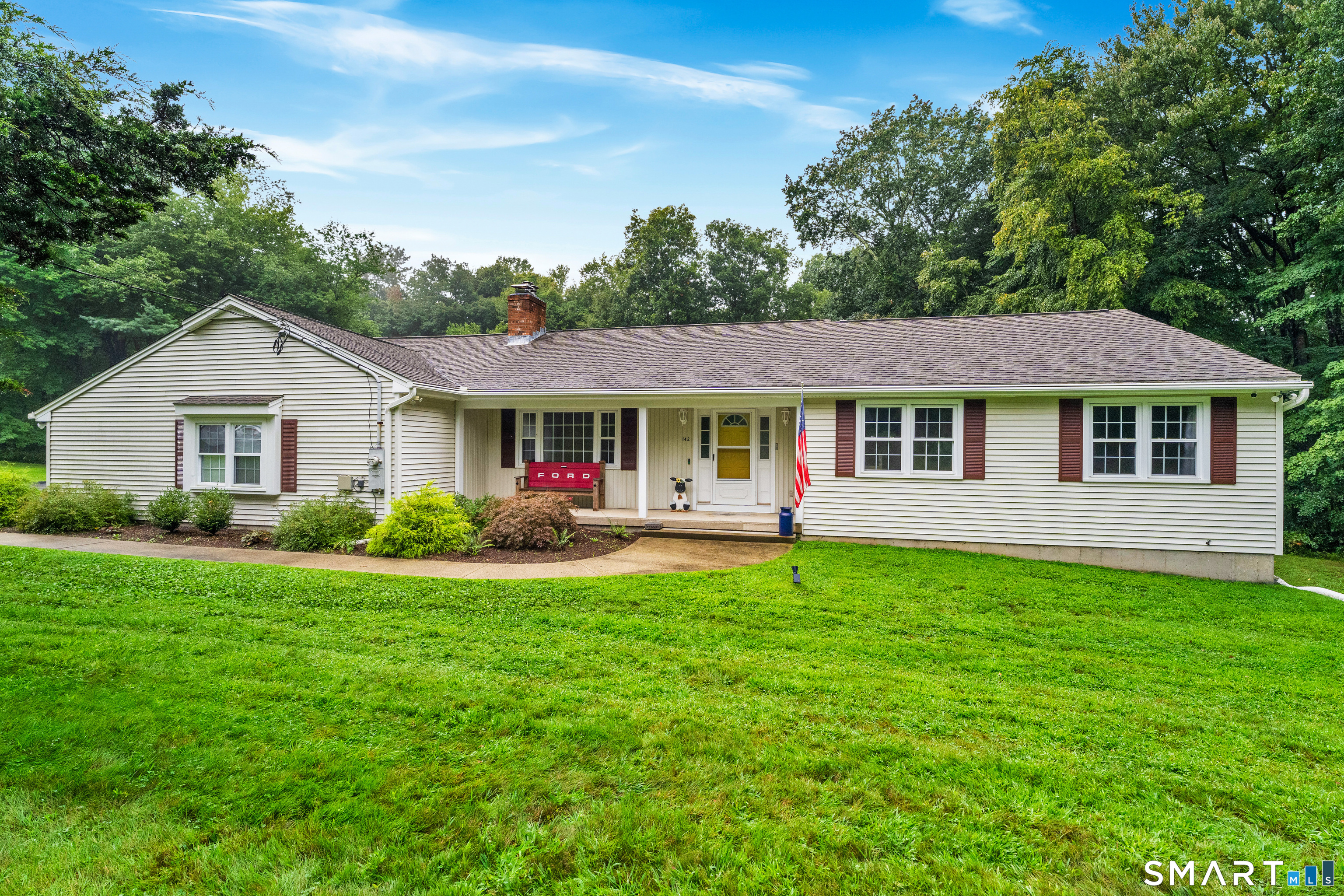 142 Ford Road Woodbridge CT 06525