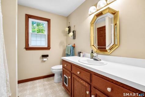 142 Ford Road Woodbridge CT 06525