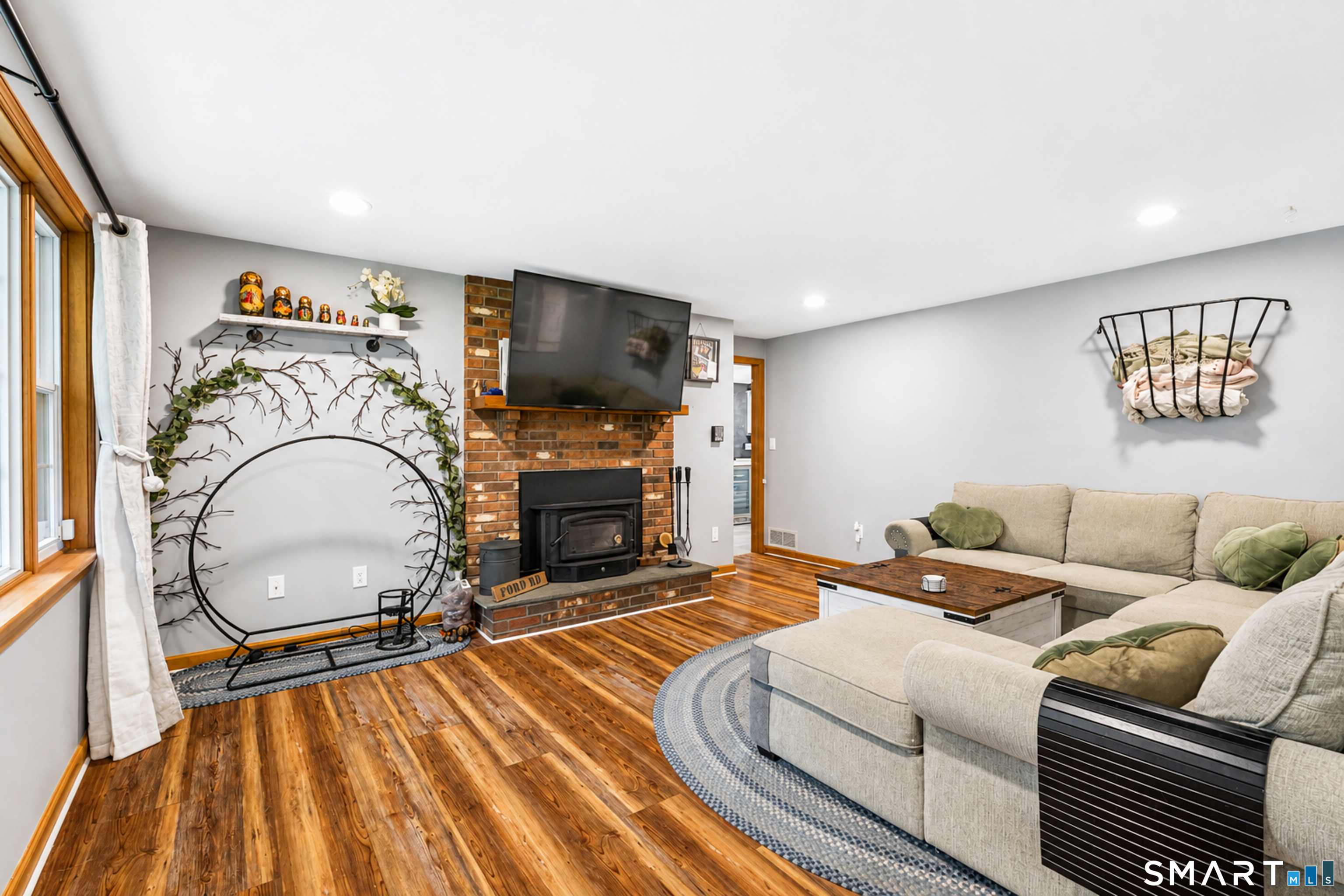142 Ford Road Woodbridge CT 06525