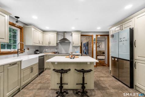 142 Ford Road Woodbridge CT 06525