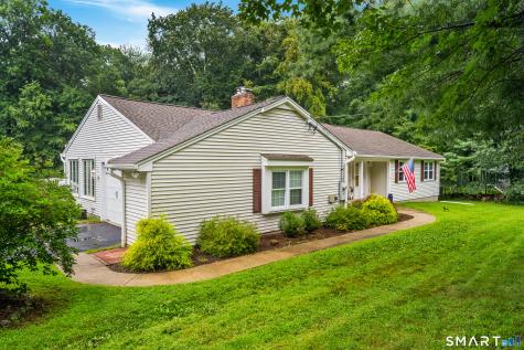 142 Ford Road Woodbridge CT 06525