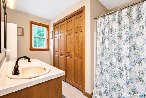 142 Ford Road Woodbridge CT 06525