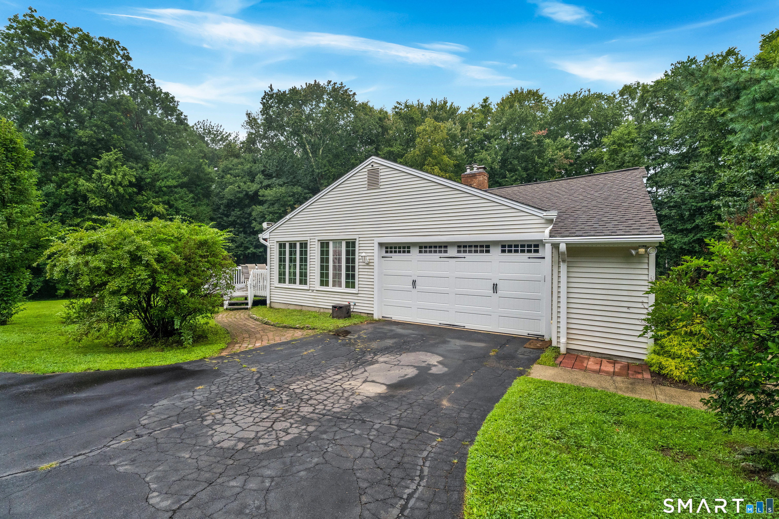 142 Ford Road Woodbridge CT 06525