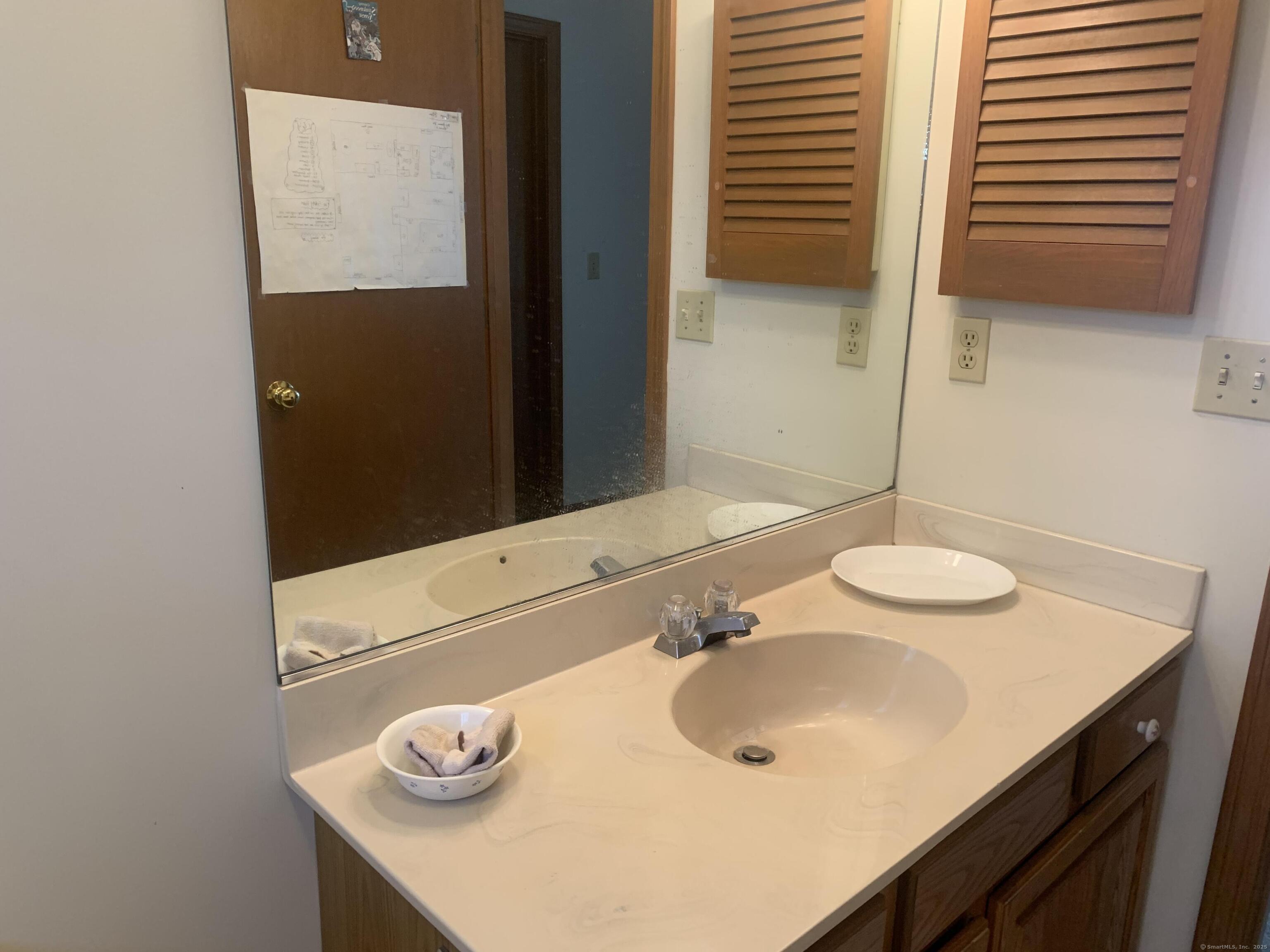 58 Amanda Circle Windsor CT 06095