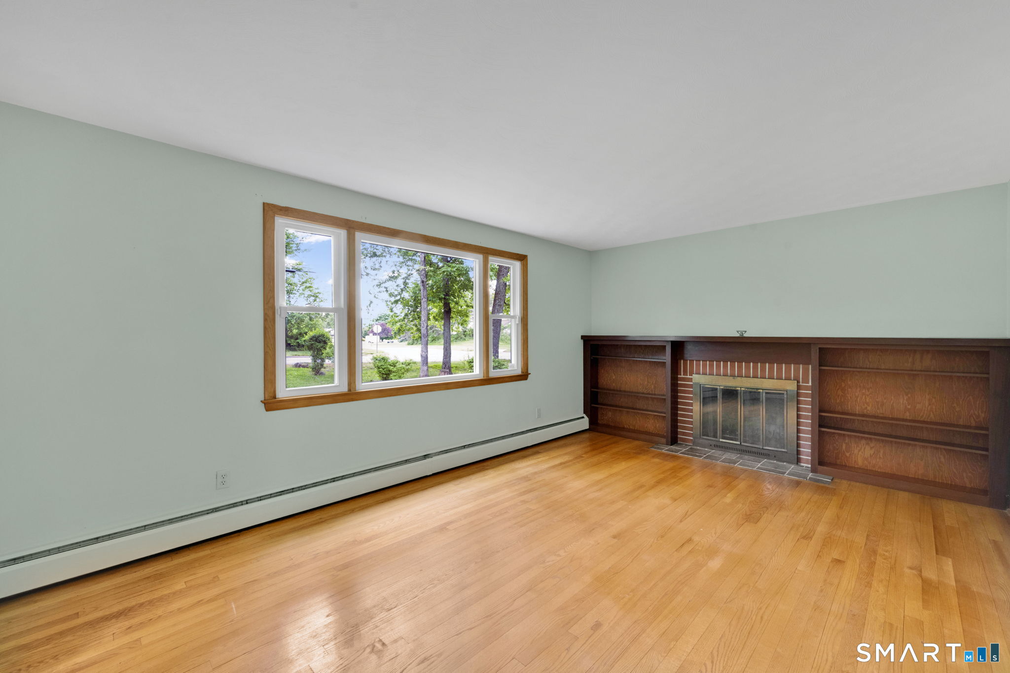 435 Abbe Rd Extension South Windsor CT 06074