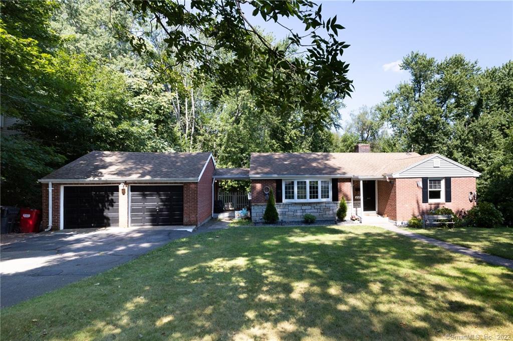221 Hamilton Street Meriden CT 06451