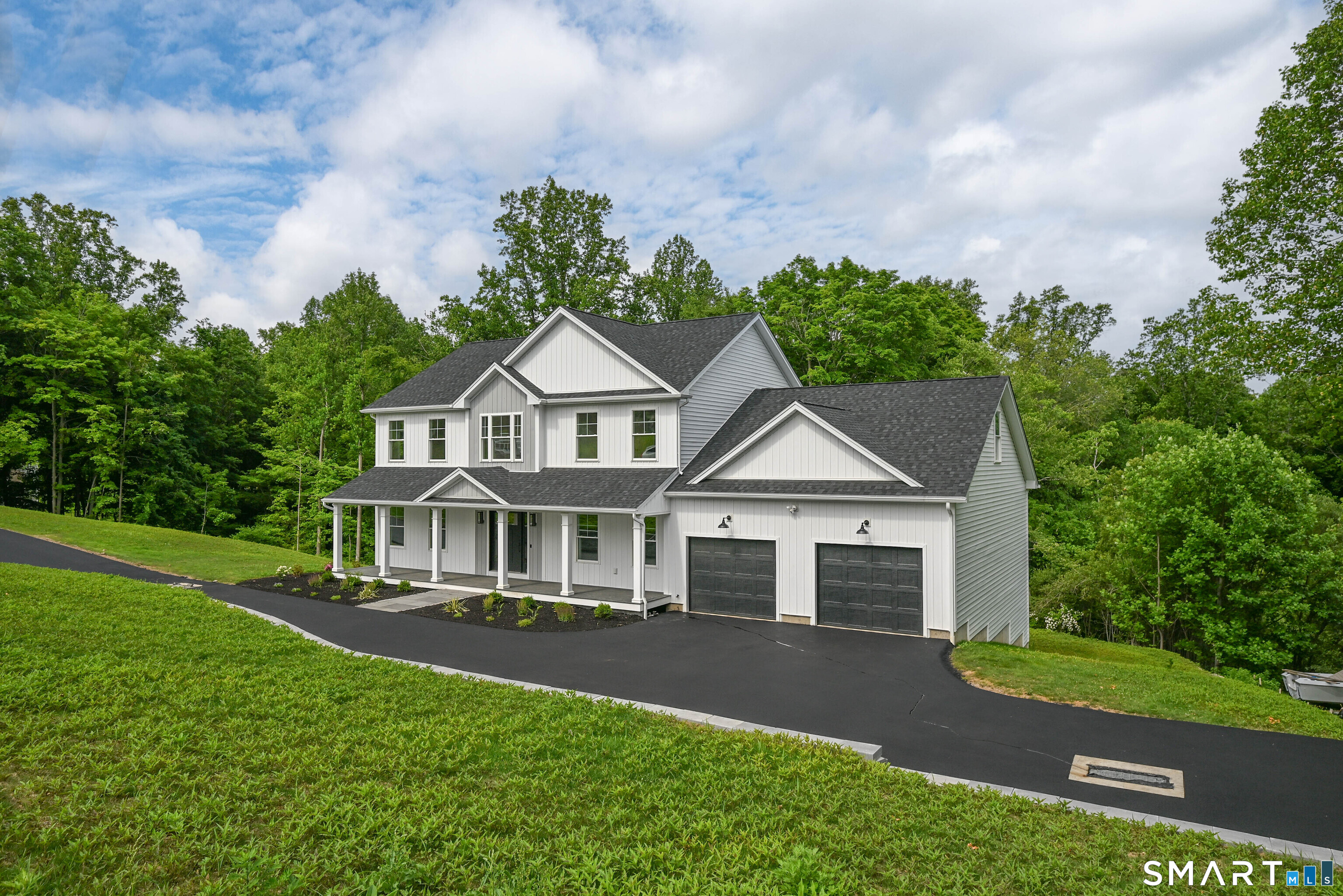 1427 Monroe Turnpike Monroe CT 06468
