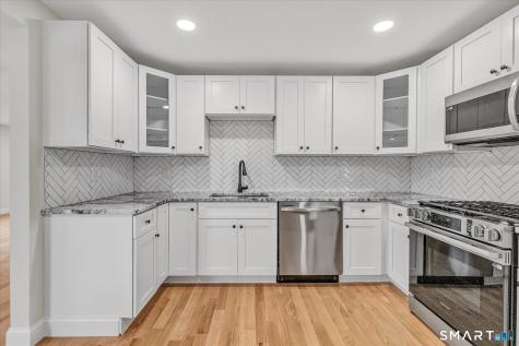 29 Meetinghouse Lane Milford CT 06460