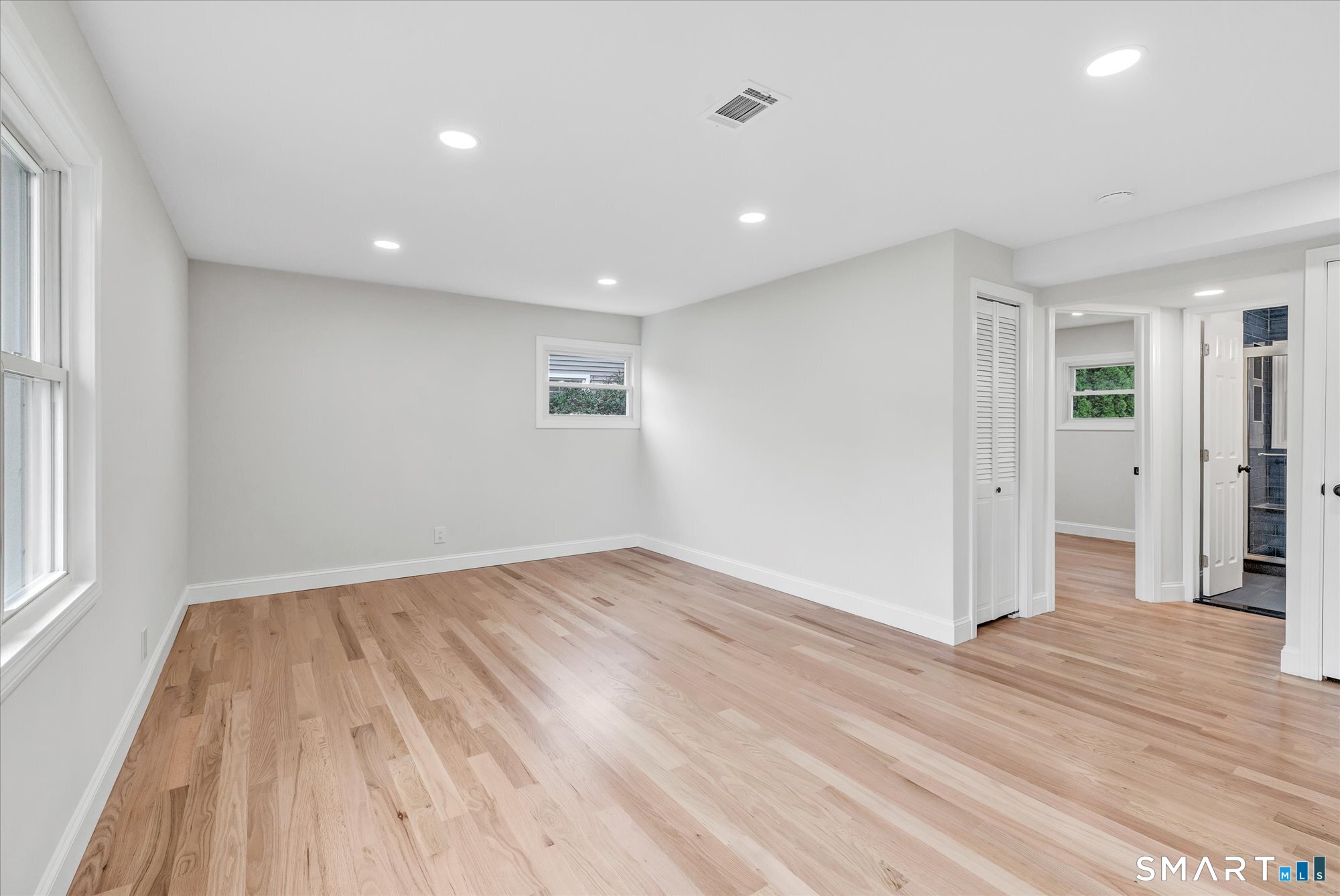 29 Meetinghouse Lane Milford CT 06460