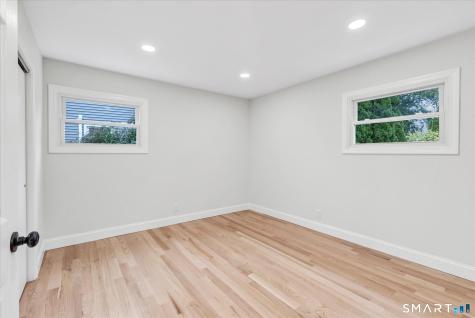 29 Meetinghouse Lane Milford CT 06460