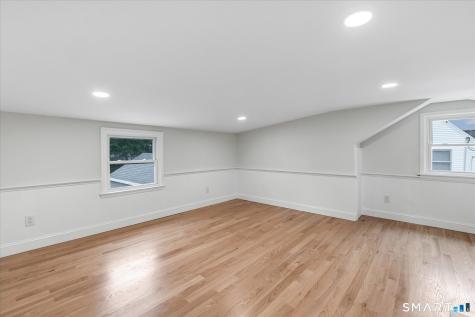 29 Meetinghouse Lane Milford CT 06460