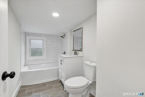 29 Meetinghouse Lane Milford CT 06460