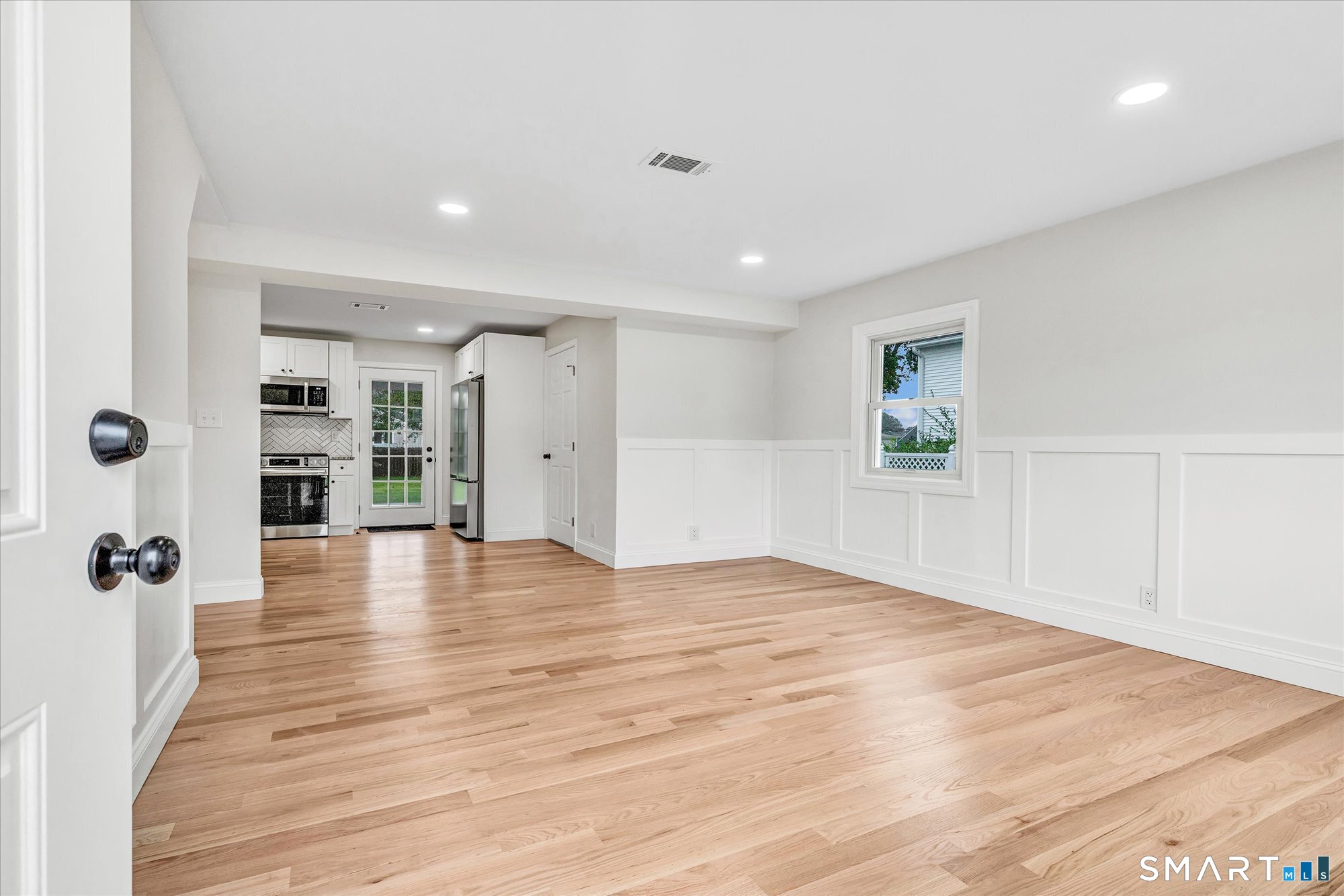 29 Meetinghouse Lane Milford CT 06460