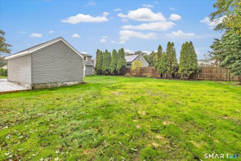 29 Meetinghouse Lane Milford CT 06460