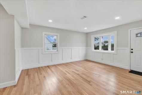 29 Meetinghouse Lane Milford CT 06460