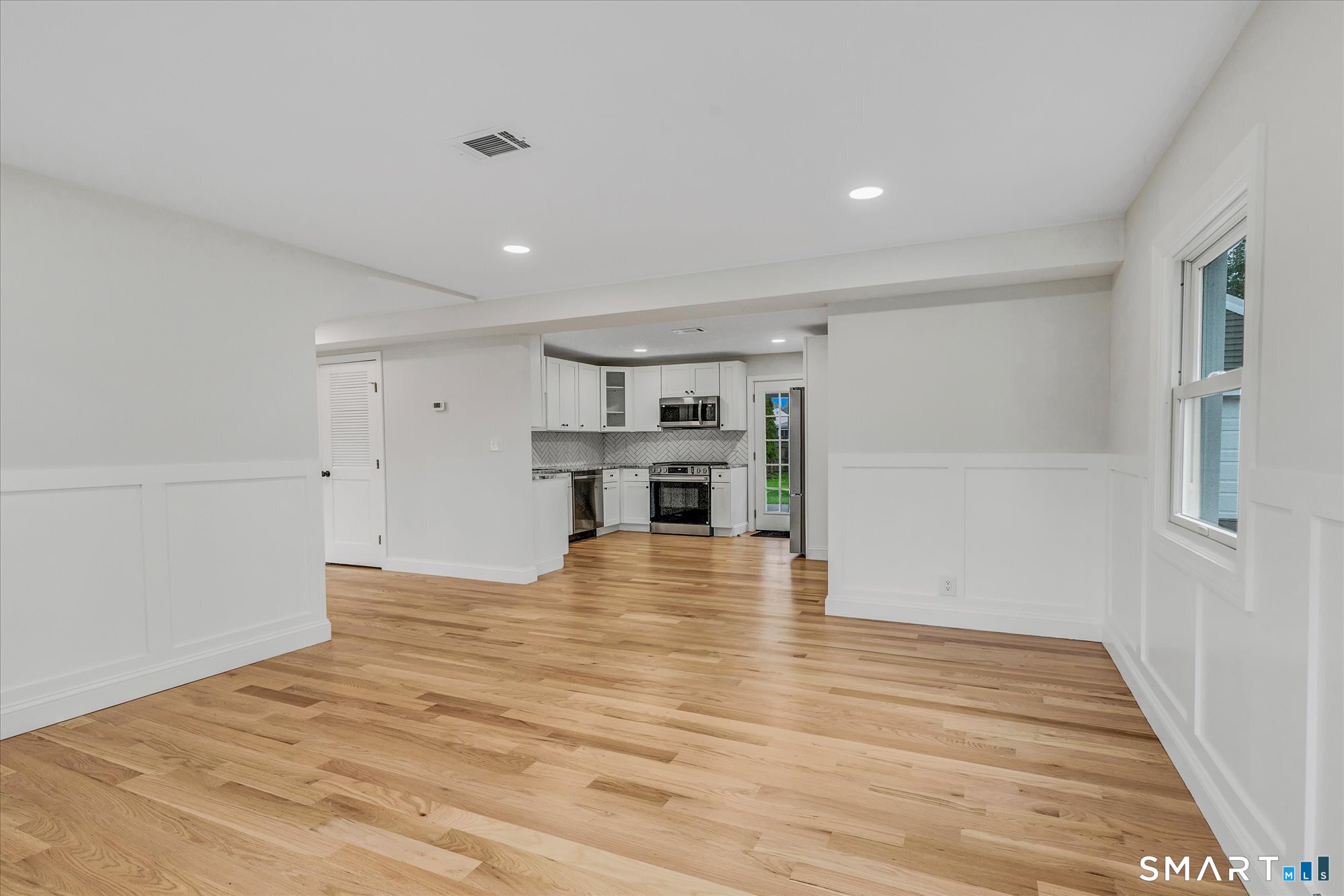 29 Meetinghouse Lane Milford CT 06460