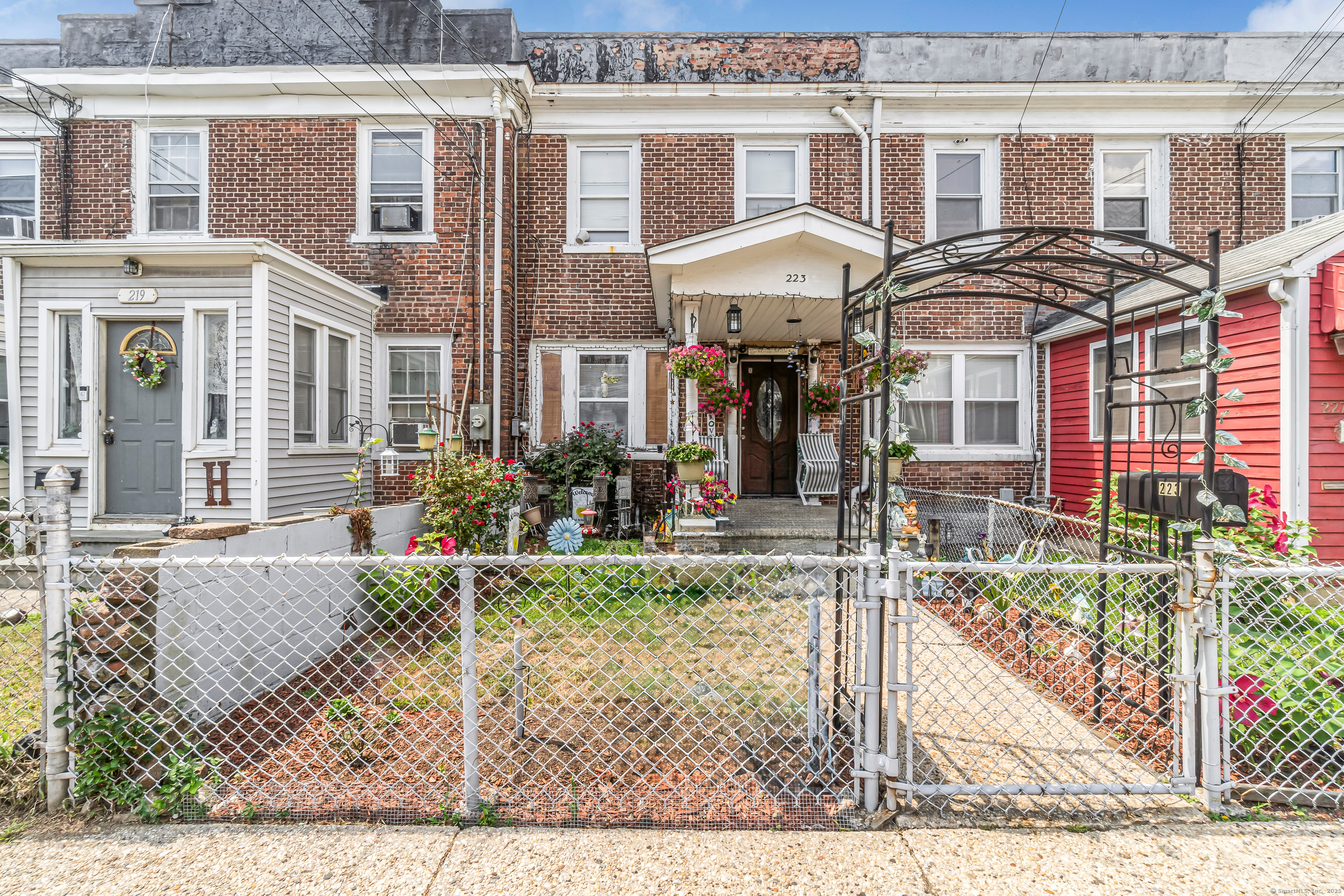 223 Remington Street Bridgeport CT 06610