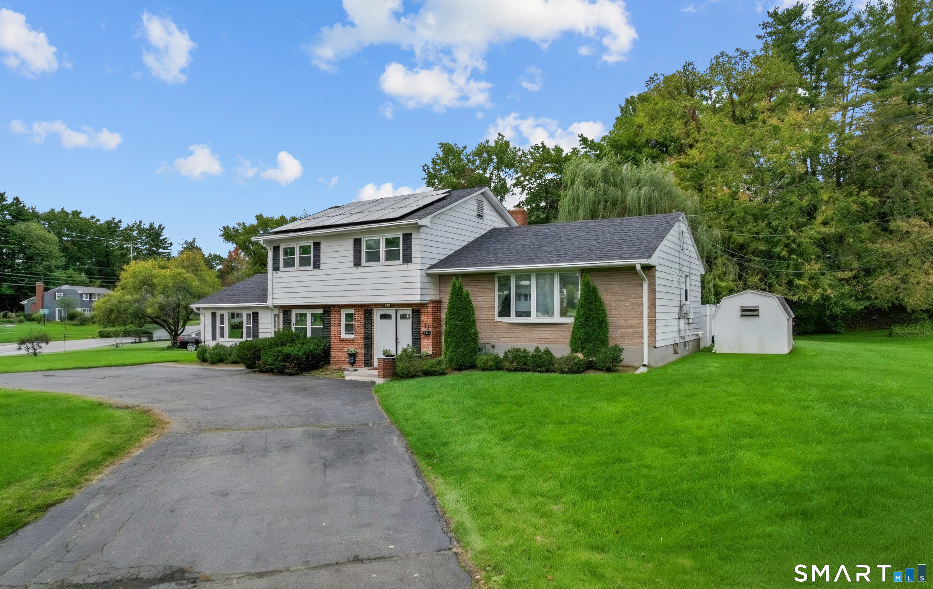 88 Wintonbury Avenue Bloomfield CT 06002