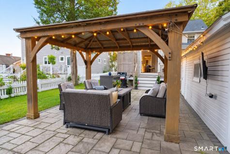 29 Second Avenue Branford CT 06405