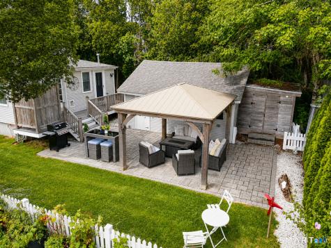 29 Second Avenue Branford CT 06405