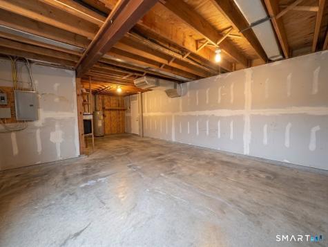 802 Summer Hill Drive South Windsor CT 06074