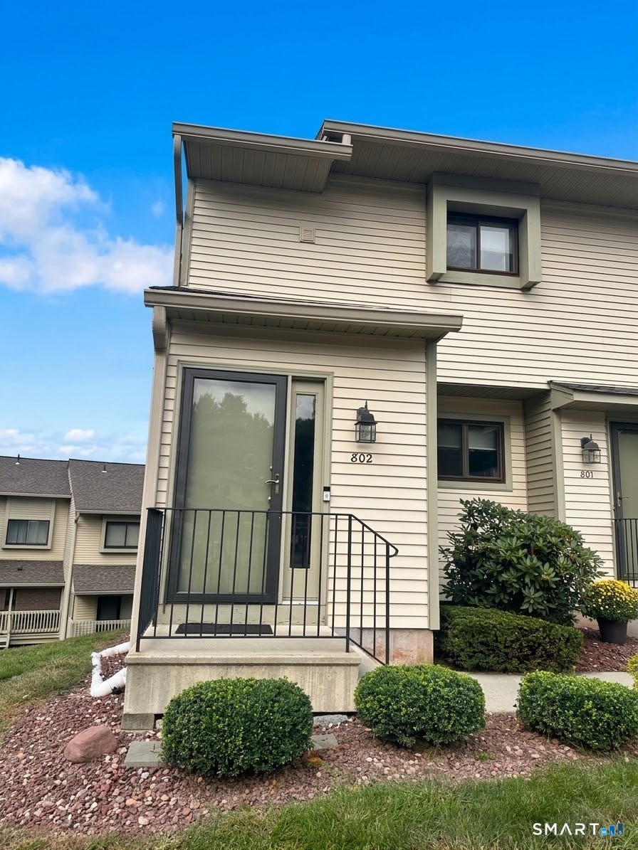 802 Summer Hill Drive South Windsor CT 06074