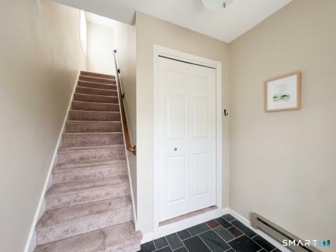 802 Summer Hill Drive South Windsor CT 06074