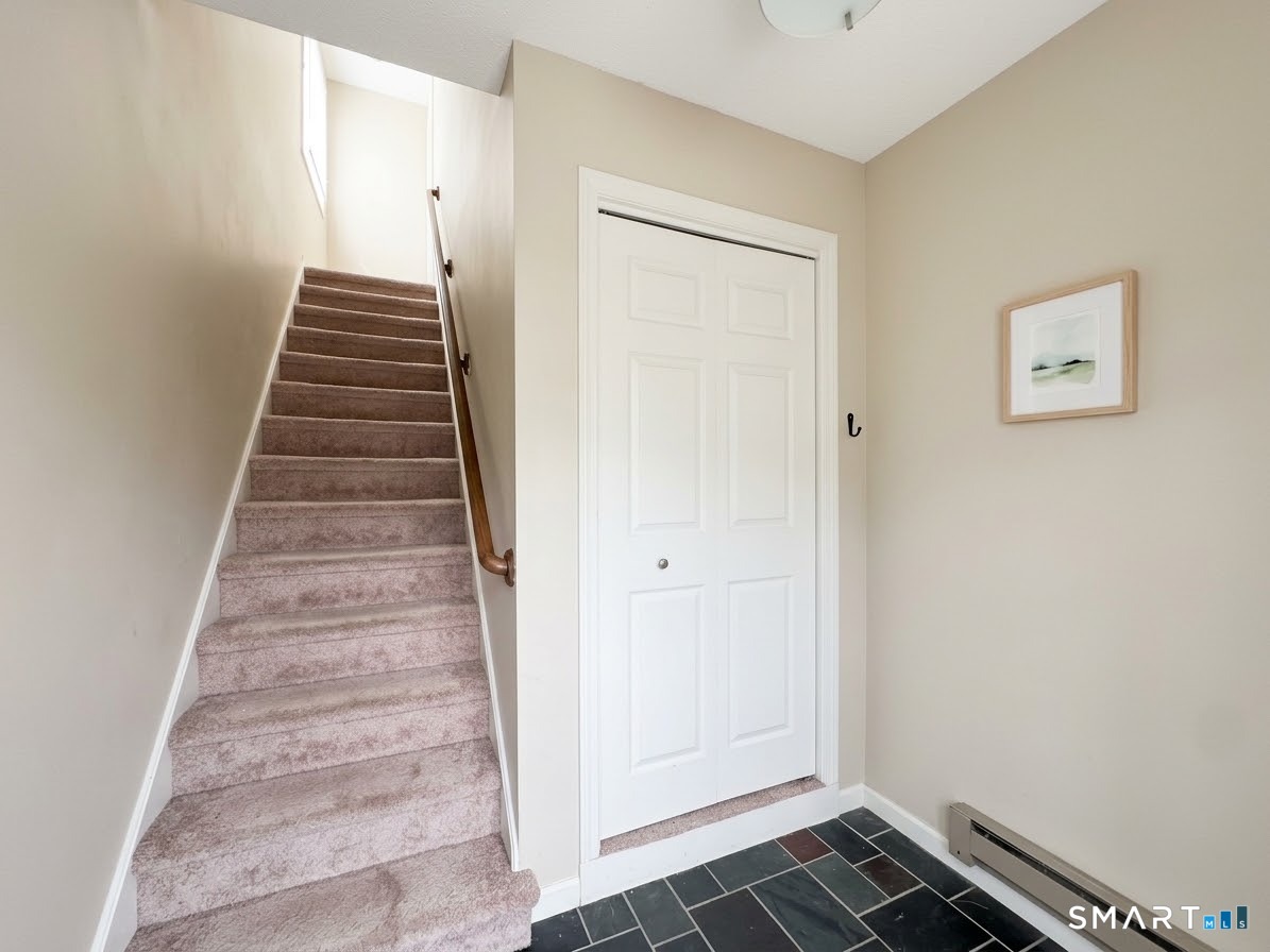 802 Summer Hill Drive South Windsor CT 06074