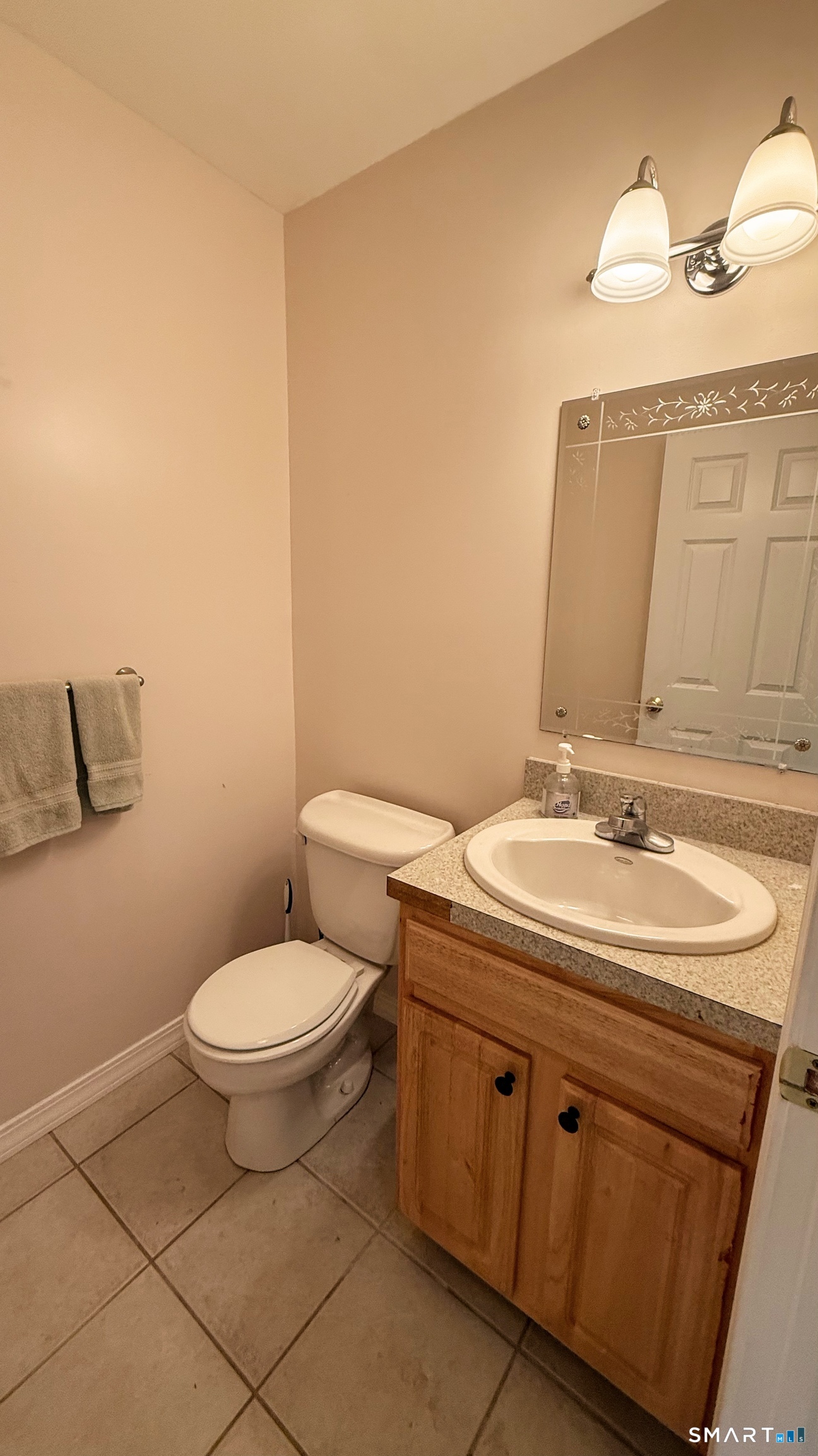 1130 Hanover Avenue Meriden CT 06451