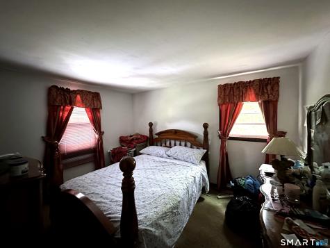 27 Eagleton Drive Windsor CT 06095