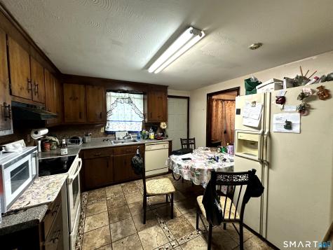 27 Eagleton Drive Windsor CT 06095