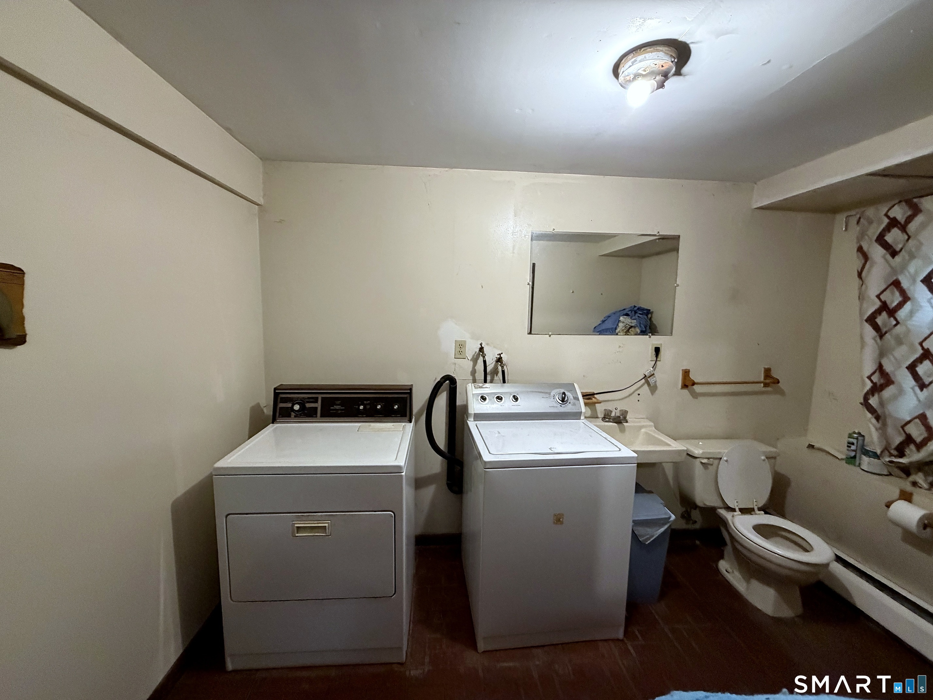 27 Eagleton Drive Windsor CT 06095