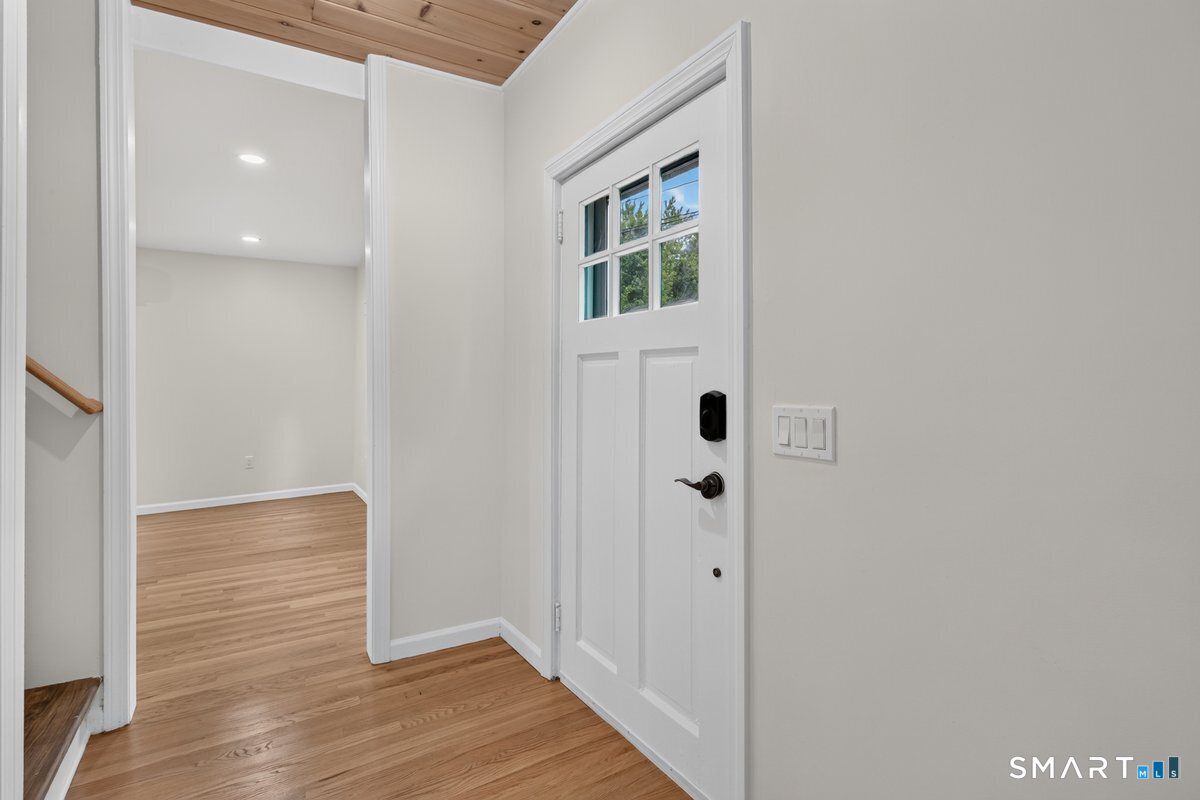 52 Walnut Hill Road East Lyme CT 06333