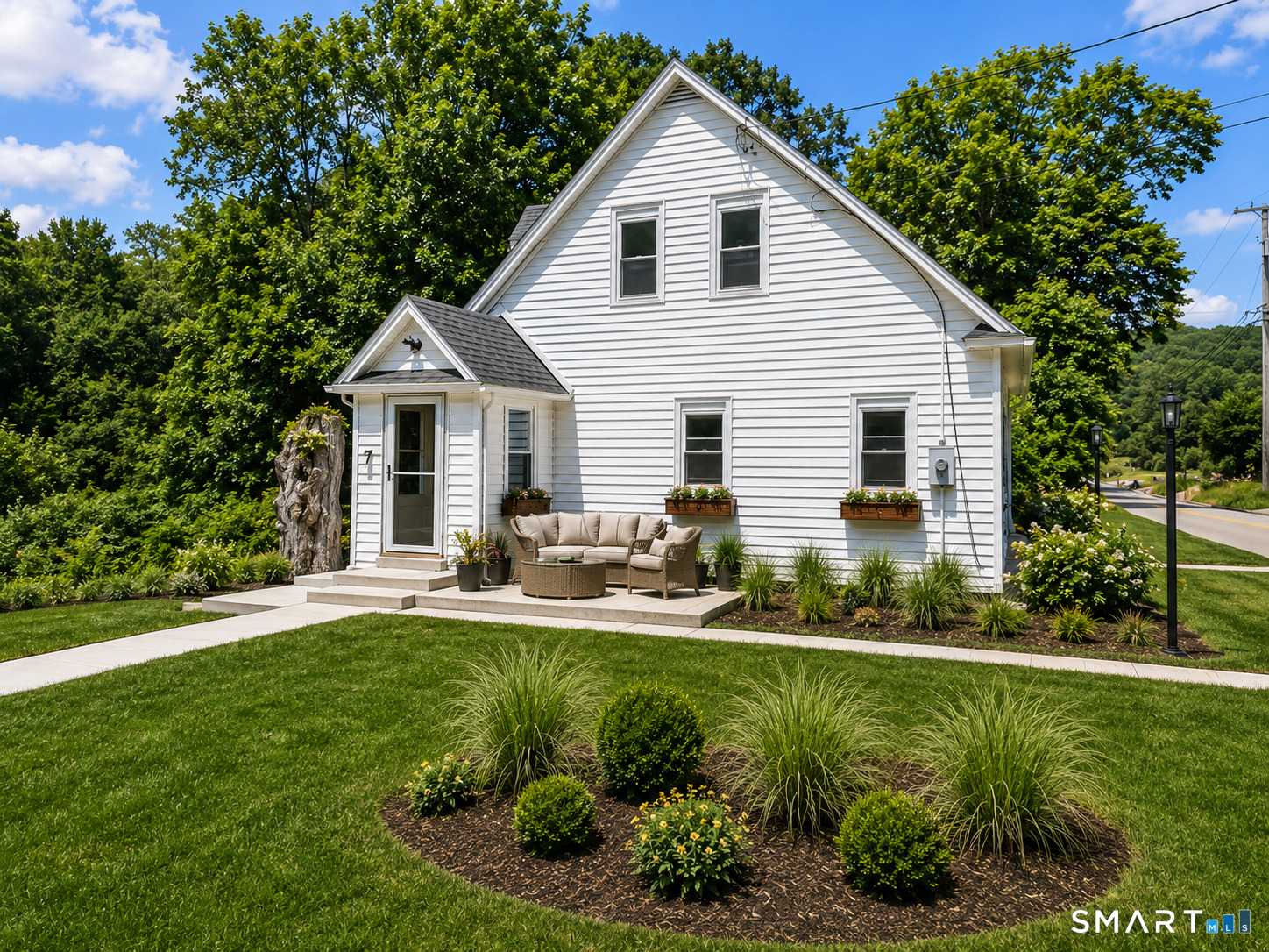 52 Walnut Hill Road East Lyme CT 06333