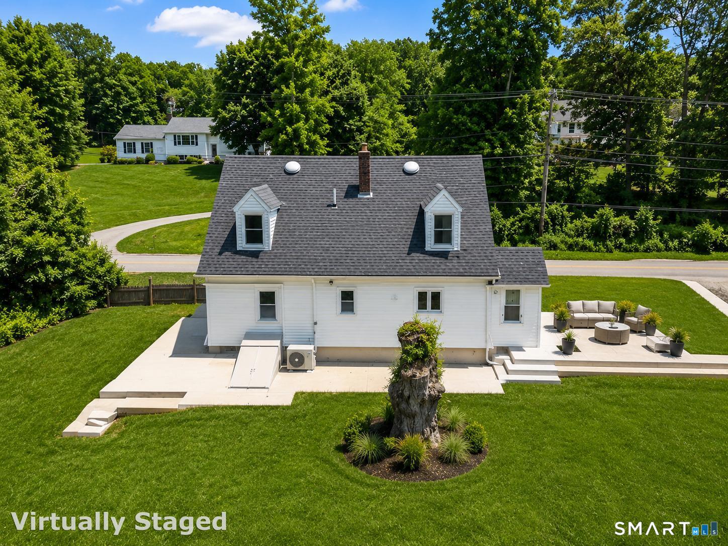 52 Walnut Hill Road East Lyme CT 06333
