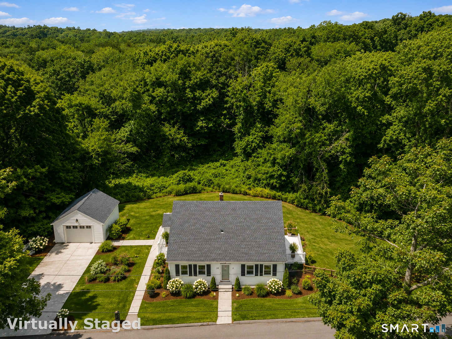 52 Walnut Hill Road East Lyme CT 06333