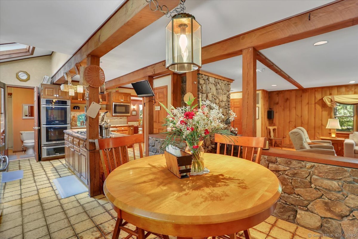 200 North Farm Road Middlebury CT 06762