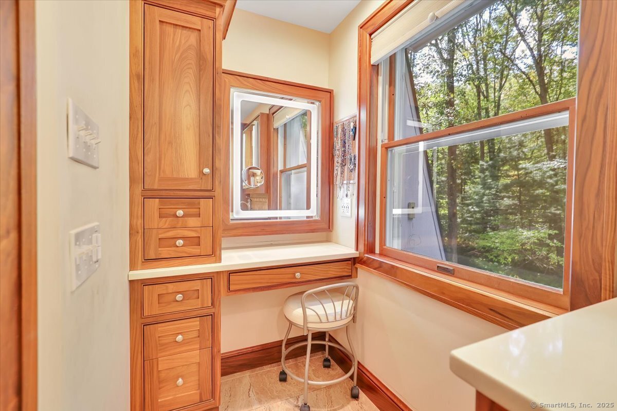 200 North Farm Road Middlebury CT 06762